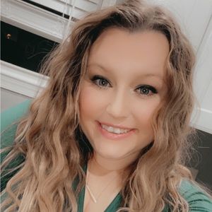 Meet your Posher, Madelyn